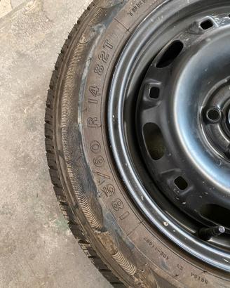 Pneumatico Firestone con cerchio 185 60 R14