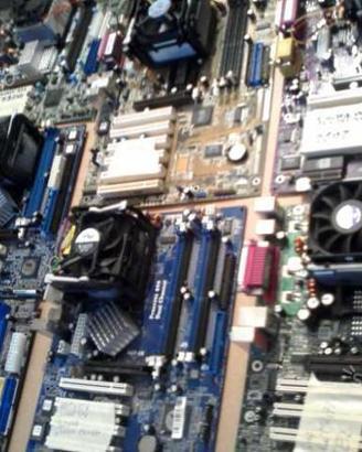 Schede madre vari socket . Vedi elenco