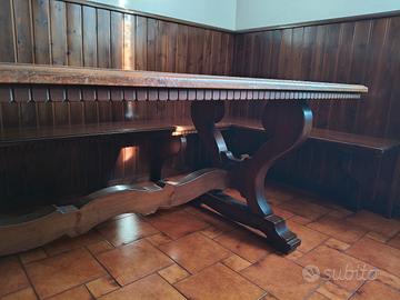 tavolo a frattina e panchina ad angolo