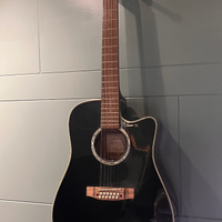 Takamine 12 corde amplificata
