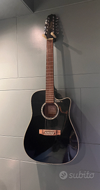 Takamine 12 corde amplificata