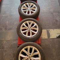Cerchi e pneumatici originali Tiguan 18 pollici us