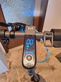Motus Scooty 10 Lite