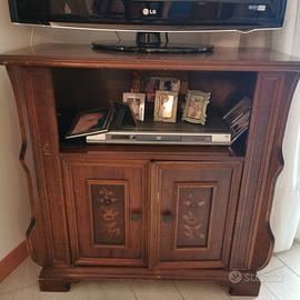 Mobiletto porta televisione