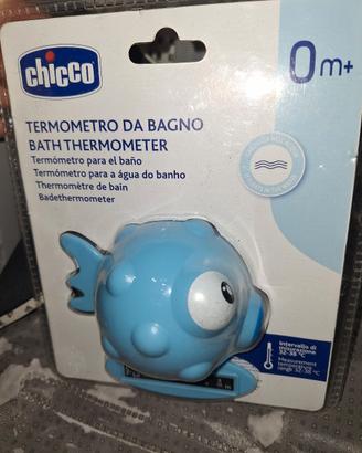 pannolini e termometro bagnetto