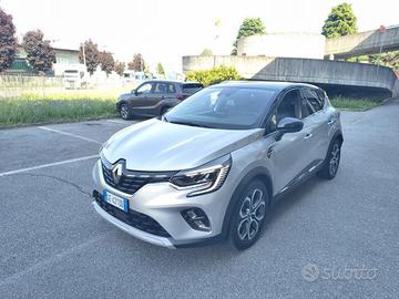 RENAULT Captur Plug-in Hybrid E-Tech 160 Intens