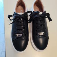 Sneakers Keys 