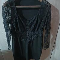 Vestito con maniche in pizzo