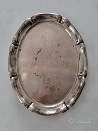 VASSOIO OVALE IN ARGENTO 