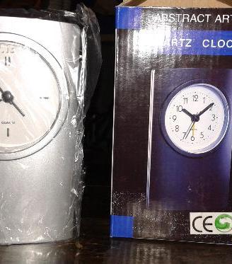 Orologio sveglia NUOVO MAI APERTO
