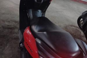 scooter n xmax 150