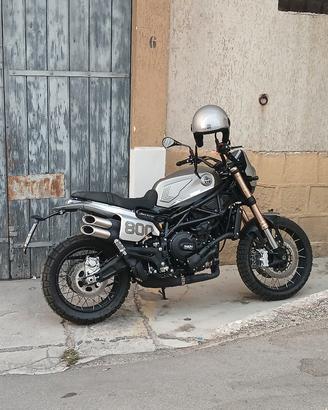   leoncino Benelli 800 trail