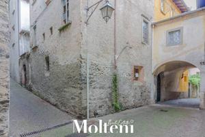 Villa di 174 m² con 3 locali a Gravedona ed Uniti