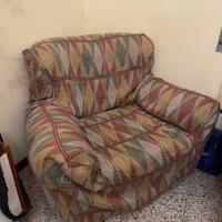Poltrona e divano  abbinati