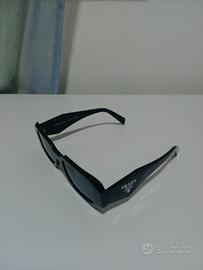 occhiali da sole prada