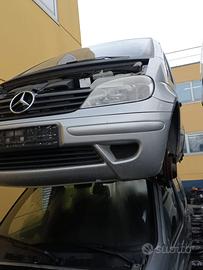 Mercedes Vaneo del 2004 per ricambi