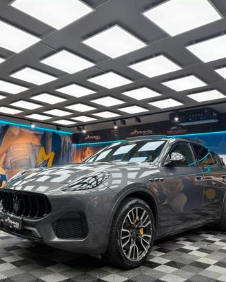 Maserati Grecale MHEV 330 CV AWD Modena (329)