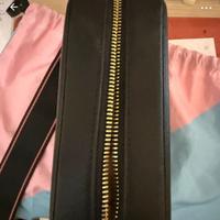 Chiara Ferragni tracolla black