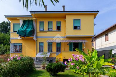 PORZIONE DI TRIFAMILIARE A RIVOLI