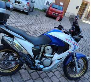 Honda Transalp 2011, 38.000 km, perfetta
