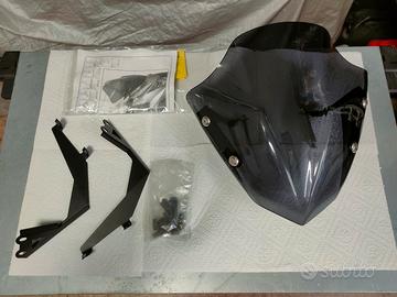 cupolino givi z750