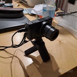 Sony ZV-1 Vlog Camera + Impugnatura Sony VCT-SGR1