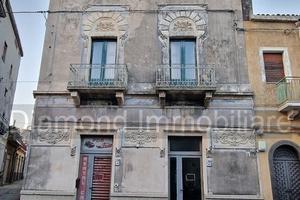 Palazzo storico a Linguaglossa