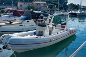 Gommone Asso 58