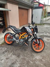 KTM Duke 390