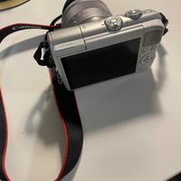 Canon EOS M109