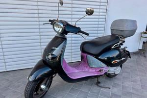Scooter Aprilia Habana 125 nero