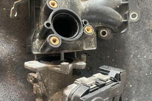 COLLETTORE ASPIRAZIONE USATO PER MOTORE FIAT 1300