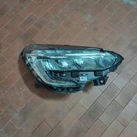 faro dx Renault Clio 2021