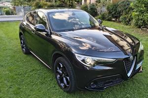 Alfa Romeo Stelvio  Q4  210 CV 2.2