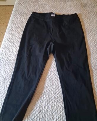 pantaloni