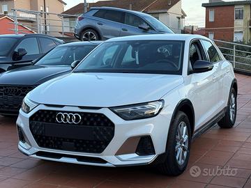 A1 allstreet 30 1.0 tfsi Business 116cv