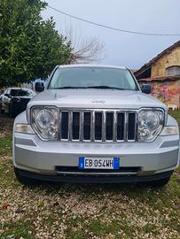 Jeep Cherokee 2.8 crd