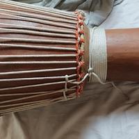 Djembe africano fatto a mano professionale
