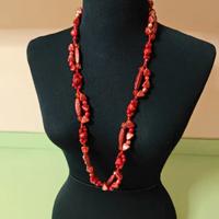 Collana fatta a mano lunga rossa festa mamma