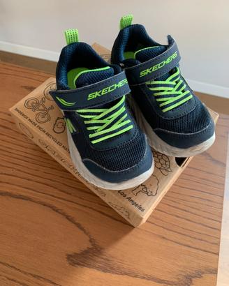 Scarpe bimbo Skechers numero 23