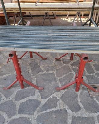 Paletti in ferro per recinzione