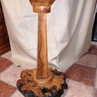 Colonna in legno 02