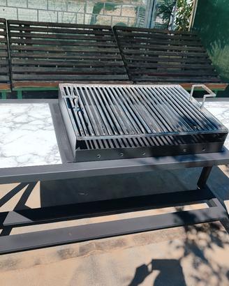 BARBECUE GRILL 