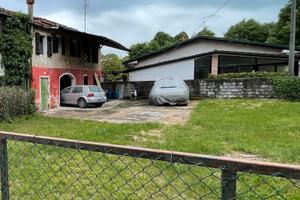 Mirano ampia porzione di casa su 2 piani
