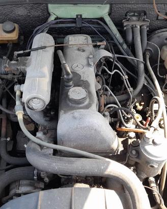 MOTORE SEMICOMPLETO MERCEDES SERIE «W114/W115 - /8