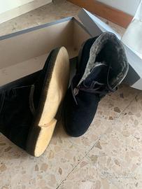 Scarpe scamosciate con pelo interno