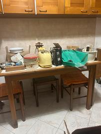 Tavolo allingabile bianco e legno + 4 sedie