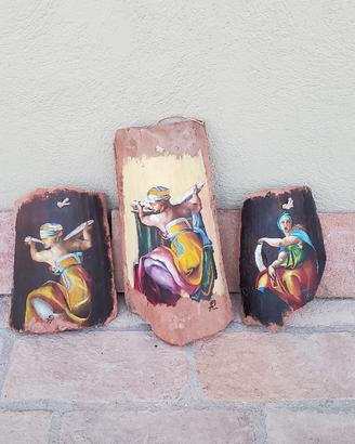 Tegole in cotto artigianali dipinte a mano