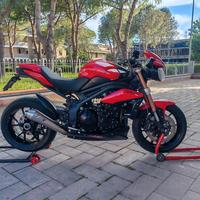 Triumph Speed Triple 1050 - 2011