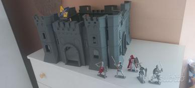 I crociati castello + 5 personaggi